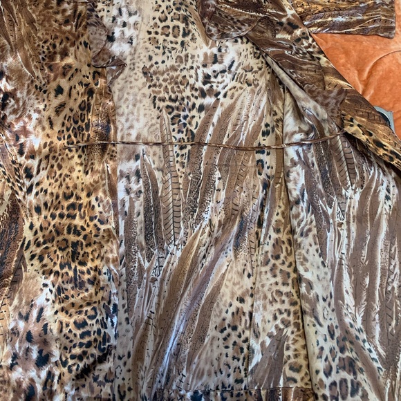 Silky Robe - Picture 3 of 4